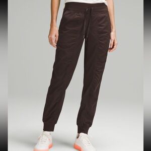 NWOT Lululemon Dance Studio Jogger *Regular
